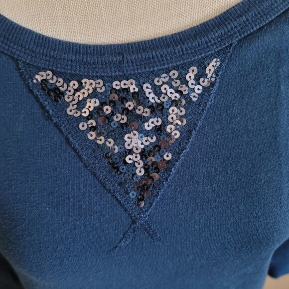 COPY - Comfortable casual faux v neck sequin pull… - Picture 5 of 5